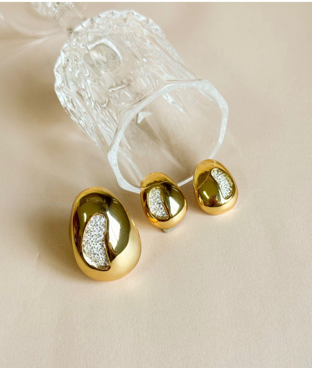 Nuria - Brightness Center Set