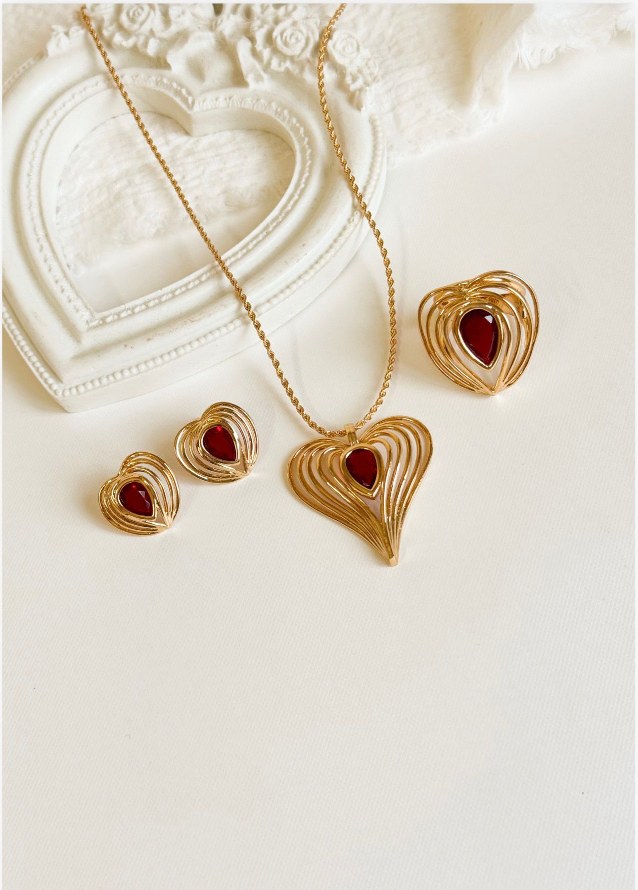 Nuria - Striped Heart