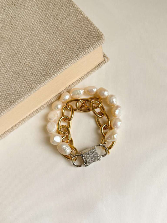 Nuria - Locket Bracelet