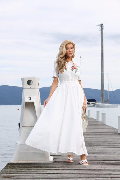 Contra Sensura - Style Embroidered Chemise
