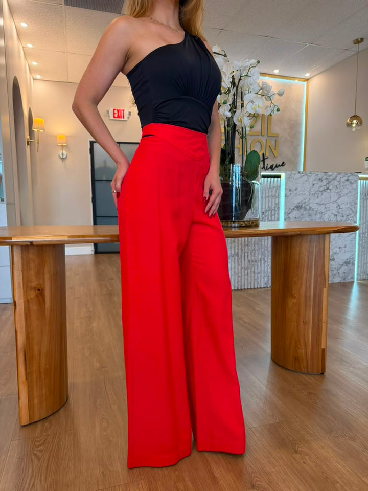 Lore - Straight Leg Pants Waist Details