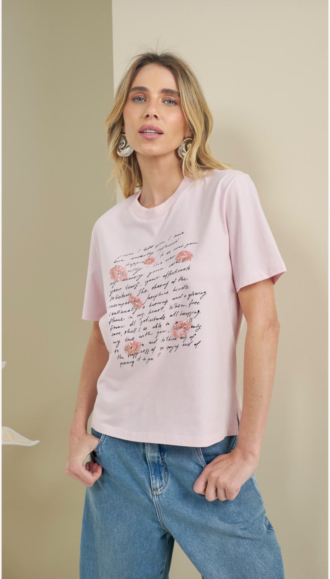 Bfly - Embroidered Kisses Slim T-Shirt