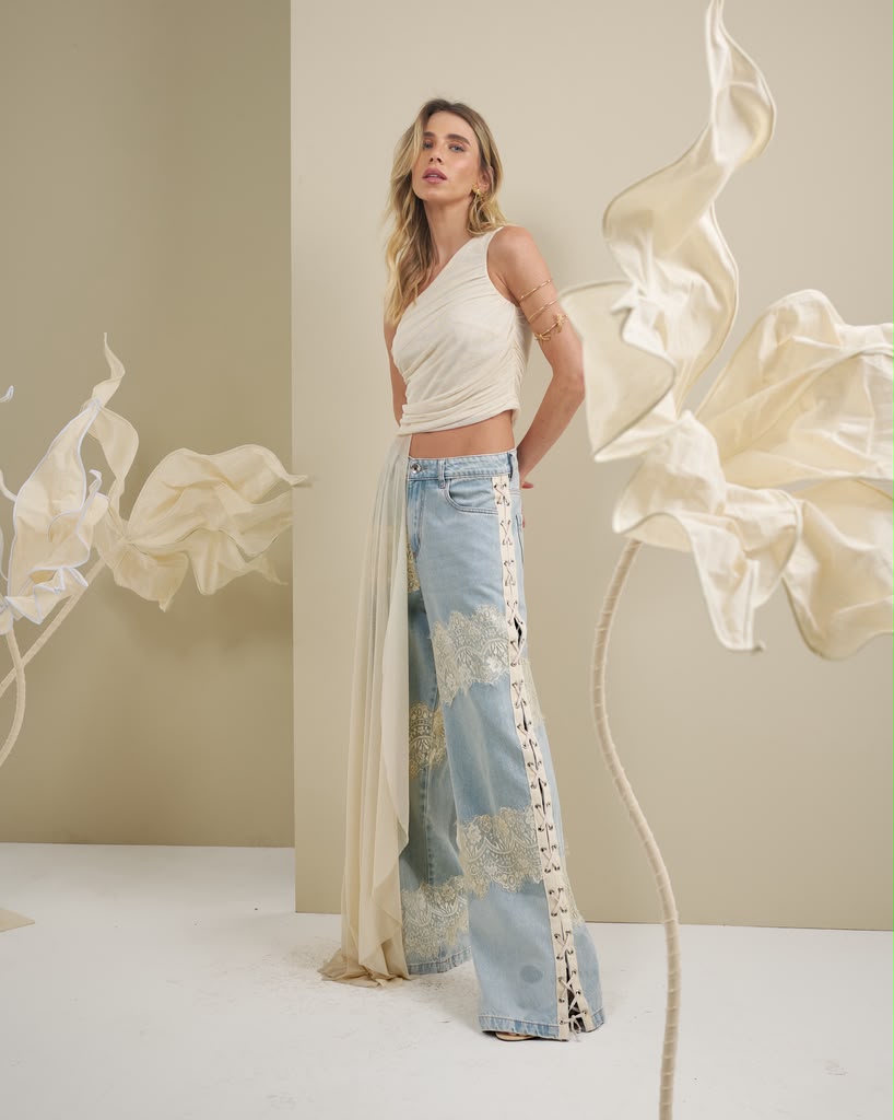 Bfly - Jeans with Lace and Eyelets