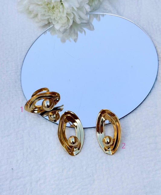 Nuria Earring and Ring Set with Gold Pearl Detail